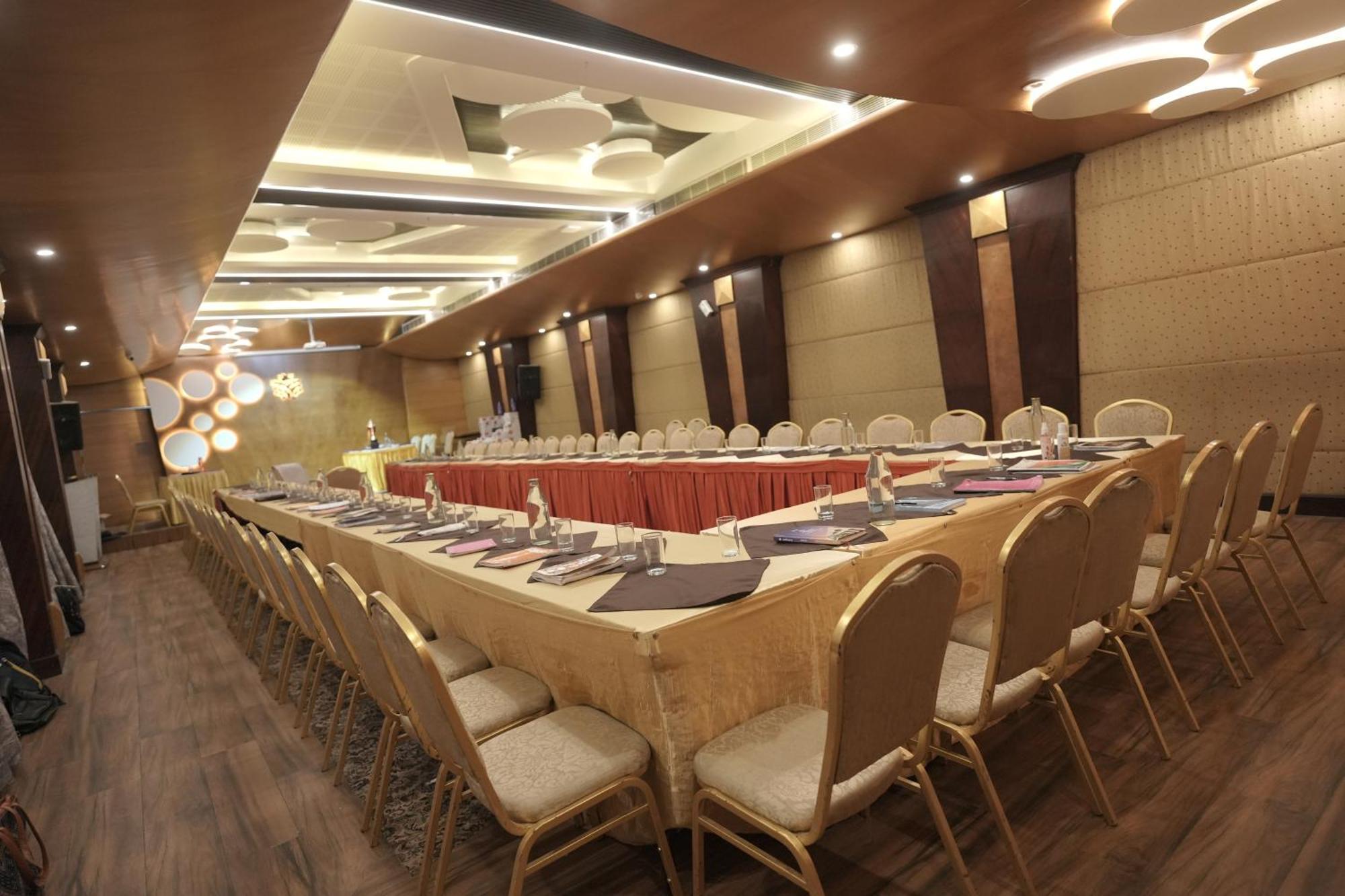 Maurya Rajadhani Thiruvananthapuram Exterior foto