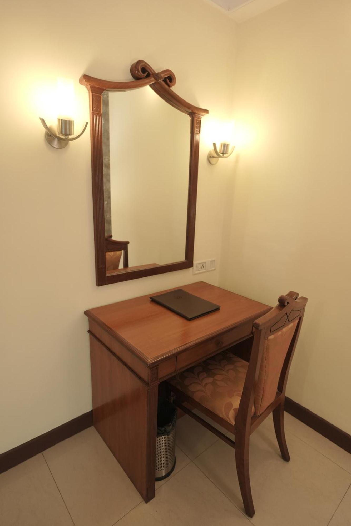 Maurya Rajadhani Thiruvananthapuram Exterior foto