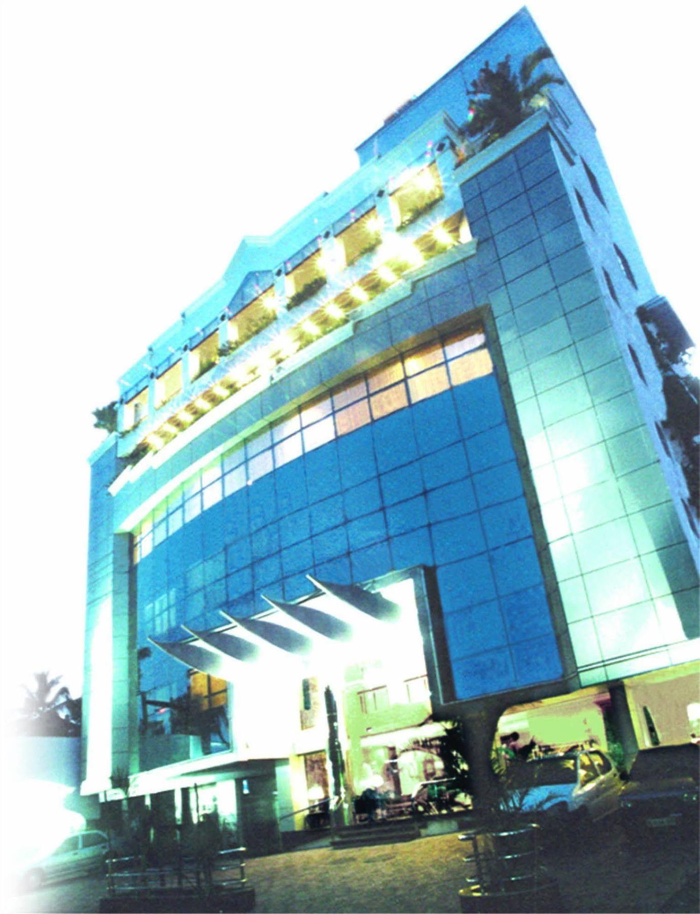 Maurya Rajadhani Thiruvananthapuram Exterior foto